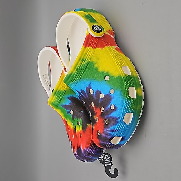 Crocs Classic Tye Dye Graphic Clog Women's US 6 New - Picture 2 of 8